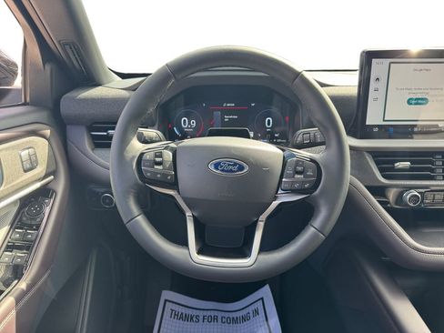 New 2026 Ford Explorer Platinum image 14