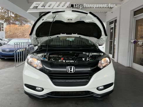 Used 2016 Honda HR-V EX image 19