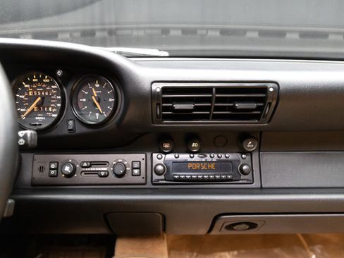 Used 1995 Porsche 911 Carrera image 8