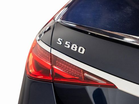 Used 2022 Mercedes-Benz S 580 4MATIC Sedan image 21