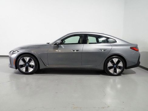 Used 2023 BMW i4 eDrive35 image 9