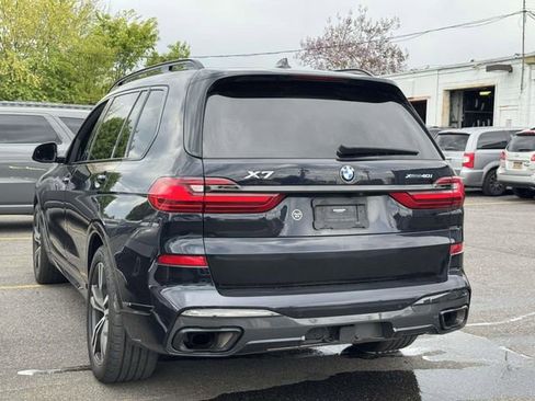 Used 2021 BMW X7 xDrive40i w/ M Sport Package AWD/4WD image 11