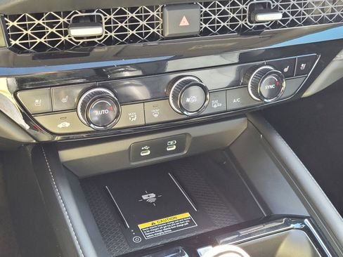 Certified 2025 Honda Accord Touring image 26