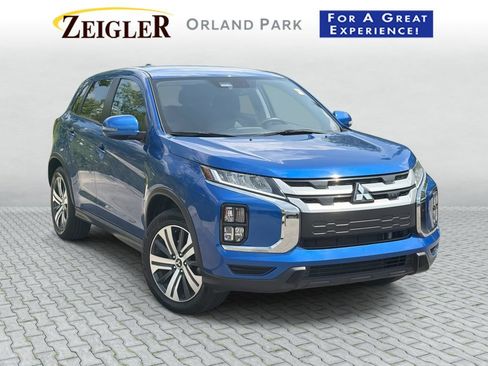 Used 2024 Mitsubishi Outlander Sport SE AWD/4WD image 1