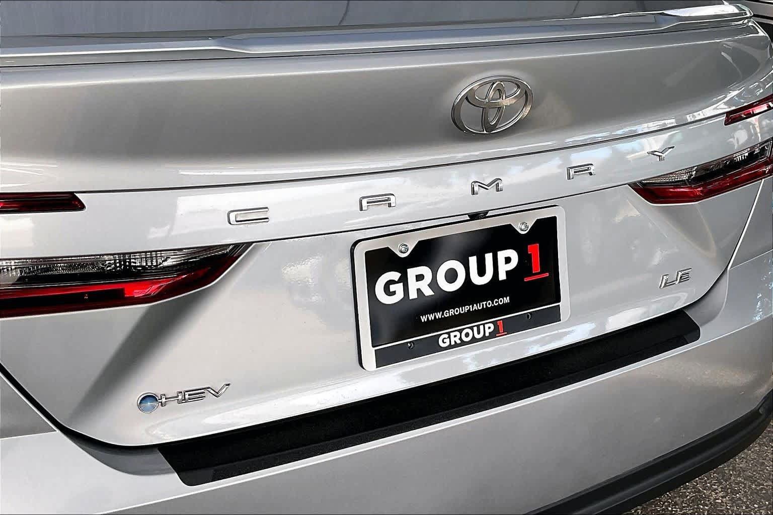 Used 2025 Toyota Camry LE FWD image 11