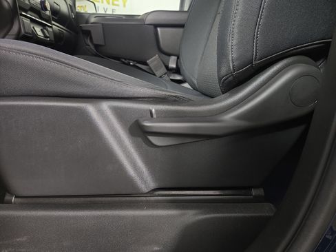 Used 2019 Chevrolet Silverado 1500 Custom Trail Boss w/ Custom Convenience Package AWD/4WD image 30