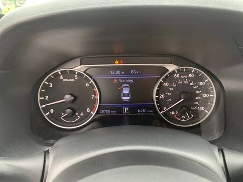 Used 2025 Nissan Altima 2.5 SV FWD image 18
