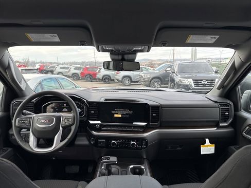 New 2026 GMC Sierra 1500 Elevation image 25