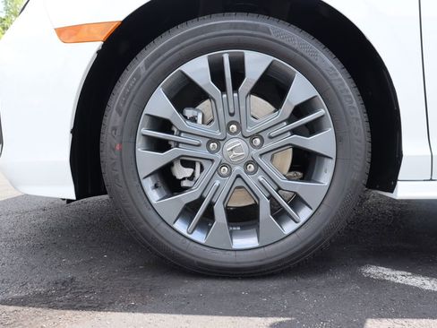 Used 2026 Honda Odyssey Touring image 10