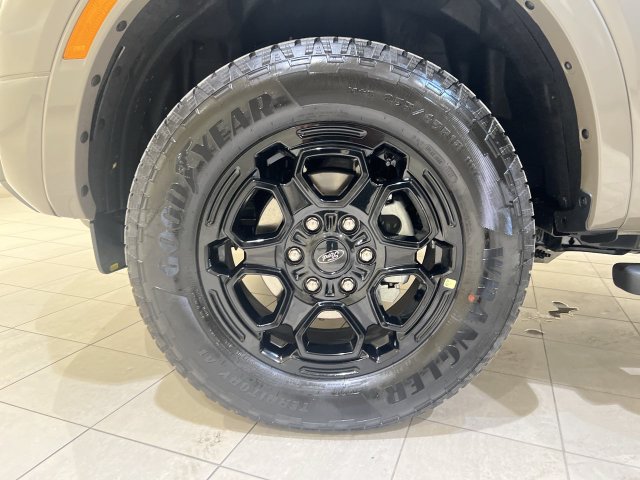 New 2026 Ford Ranger Lariat w/ FX4 Off-Road Package AWD/4WD image 29