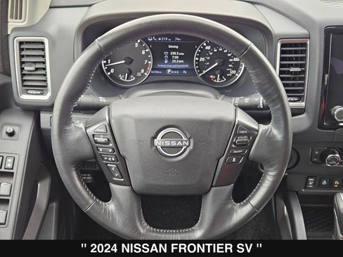 Used 2024 Nissan Frontier SV w/ SV Convenience Package image 24