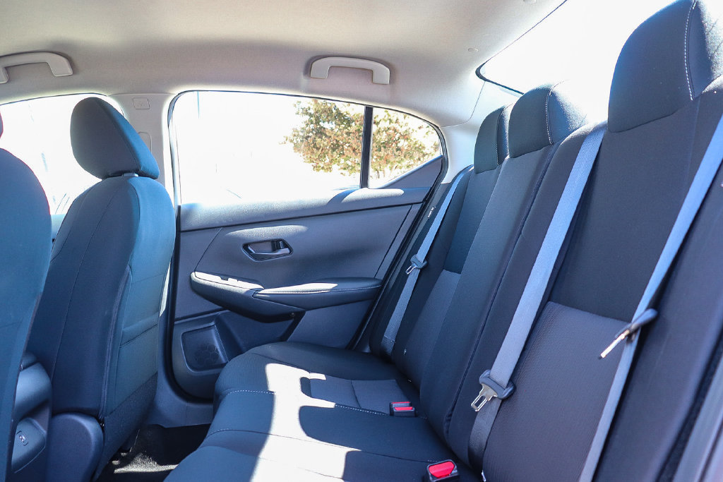 Certified 2025 Nissan Sentra SV FWD image 18