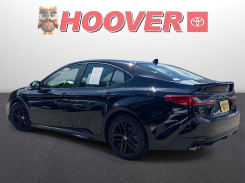Used 2025 Toyota Camry SE w/ Multimedia Upgrade Package FWD image 9