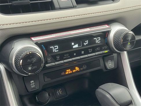 Used 2024 Toyota RAV4 XLE image 29