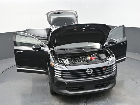 New 2025 Nissan Kicks SR image 28