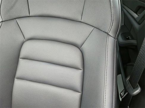 New 2025 Porsche Taycan image 20