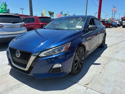 Used 2022 Nissan Altima 2.5 SR