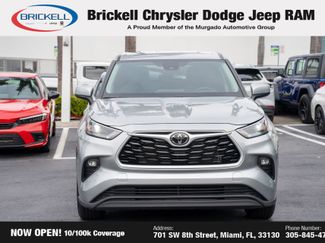 Used 2023 Toyota Highlander LE video 2