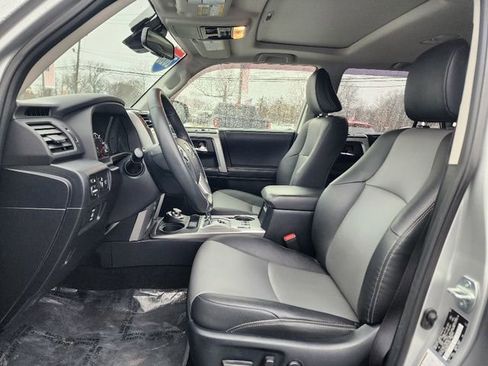 Used 2020 Toyota 4Runner SR5 Premium w/ Moonroof Package image 21