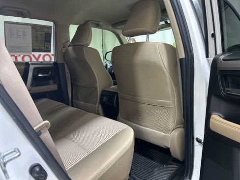 Used 2016 Toyota 4Runner SR5 image 15