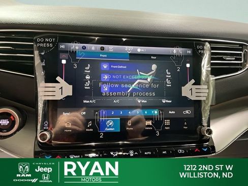 New 2026 Jeep Grand Wagoneer L Limited AWD/4WD image 33