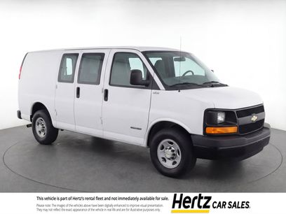 Used 2025 Chevrolet Express 3500 LT w/ LT Preferred Equipment Group