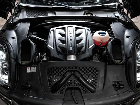 Used 2017 Porsche Macan S image 55