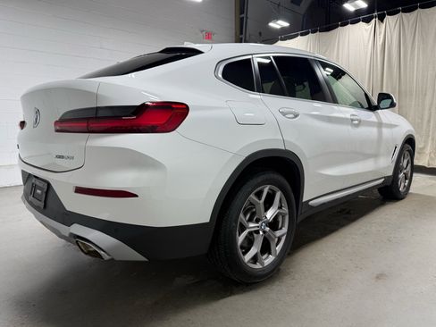Used 2023 BMW X4 xDrive30i w/ Premium Package AWD/4WD image 4