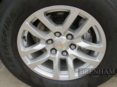 Used 2024 Chevrolet Tahoe LT image 10