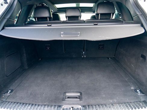 Used 2017 Porsche Cayenne S Platinum image 25