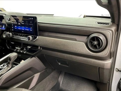 Used 2024 Chevrolet Colorado W/T w/ WT Convenience Package II image 15