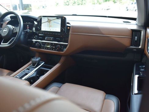 Used 2025 Nissan Pathfinder Platinum w/ Cargo Package FWD image 76