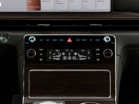 Used 2025 Genesis GV80 2.5T Prestige image 15