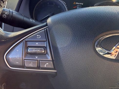 Used 2017 INFINITI Q50 3.0t Premium image 11