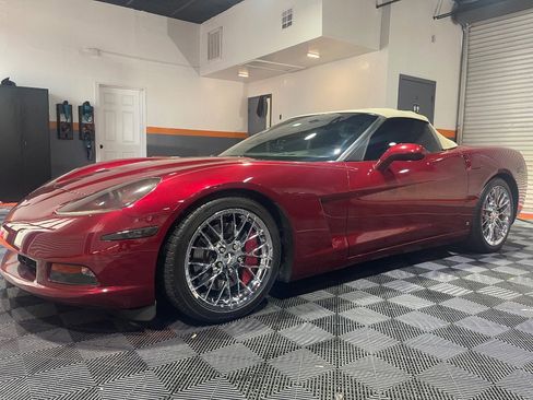 Used 2007 Chevrolet Corvette Convertible w/ Preferred Equipment Group image 38