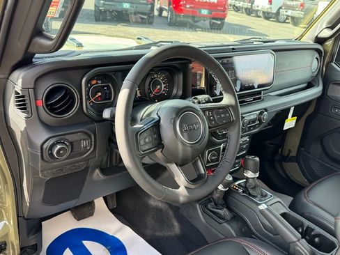 New 2026 Jeep Wrangler Unlimited Rubicon image 17