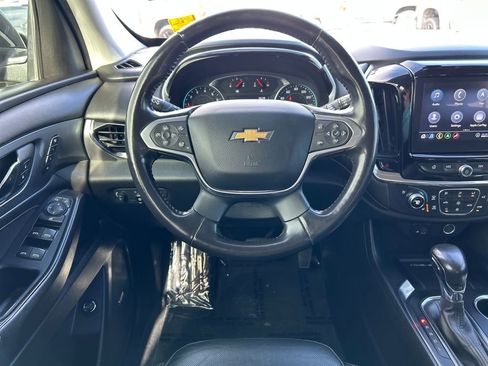 Used 2021 Chevrolet Traverse Premier image 10