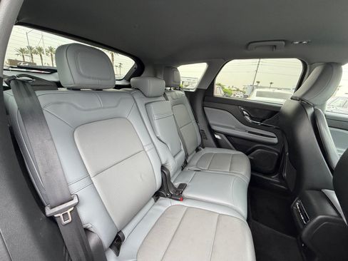 Used 2022 Lincoln Corsair Reserve FWD image 18