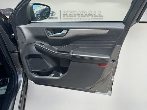 Used 2022 Ford Escape SEL FWD image 31