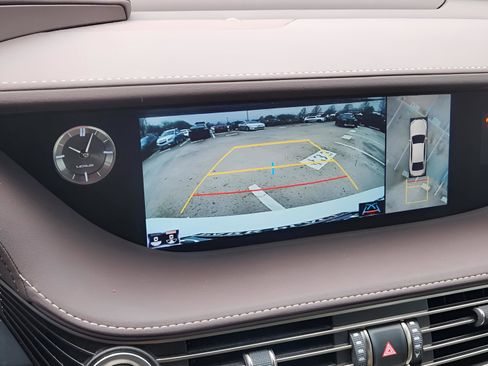 Used 2020 Lexus LS 500 w/ Interior Upgrade Package RWD image 11