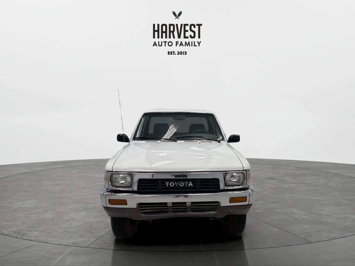 Used 1990 Toyota Pickup Deluxe AWD/4WD image 11