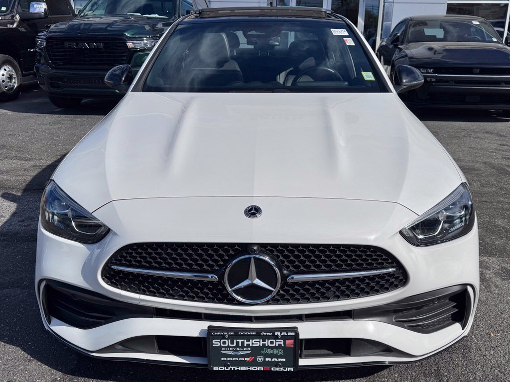 Used 2022 Mercedes-Benz C 300 4MATIC Sedan image 2