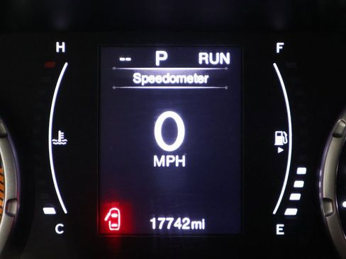 Used 2023 Jeep Renegade Latitude w/ Premium Group image 41