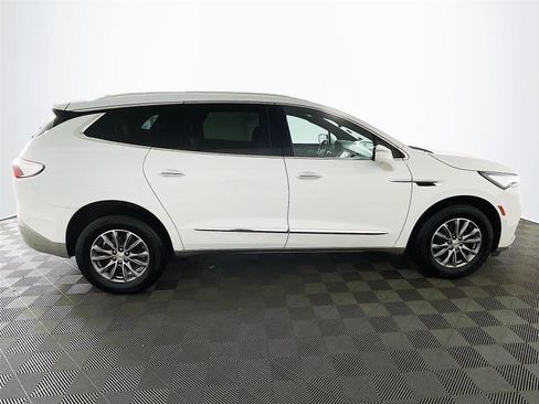 Used 2022 Buick Enclave Premium AWD/4WD image 10