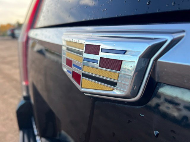 Used 2017 Cadillac Escalade ESV Luxury RWD image 12