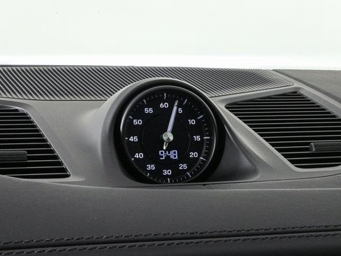 New 2025 Porsche Cayenne Coupe image 17