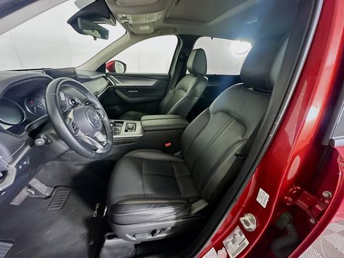 Used 2024 MAZDA CX-90 3.3 Turbo w/ Preferred Plus image 13