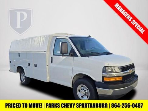 New 2025 Chevrolet Express 3500 w/ Power Convenience Package image 2