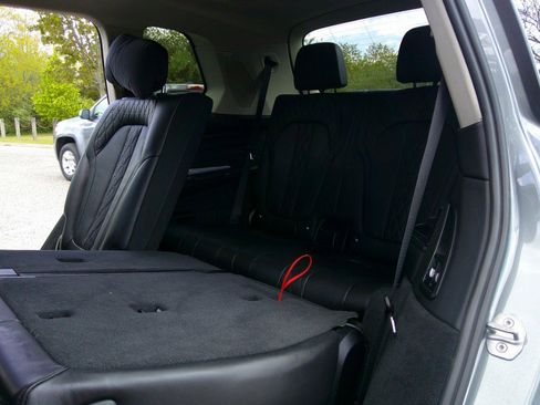 Used 2023 BMW X7 xDrive40i AWD/4WD image 73