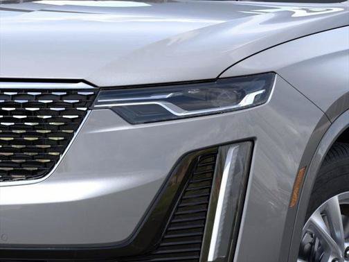 New 2025 Cadillac XT6 Luxury FWD image 10